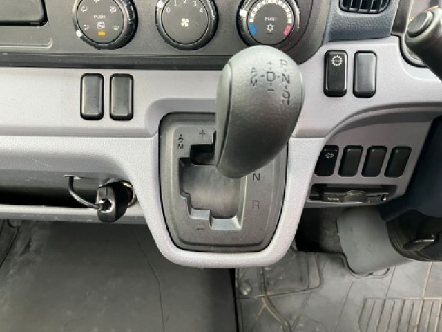 MITSUBISHI CANTER 2011 Image 31