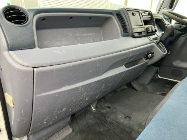 MITSUBISHI CANTER 2011 Image 31