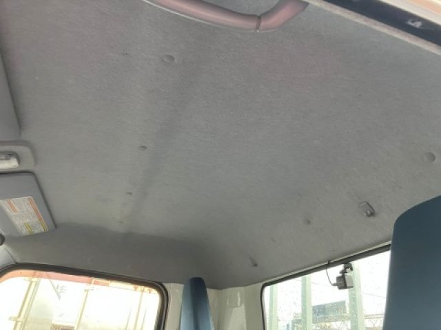 MITSUBISHI CANTER 2011 Image 31