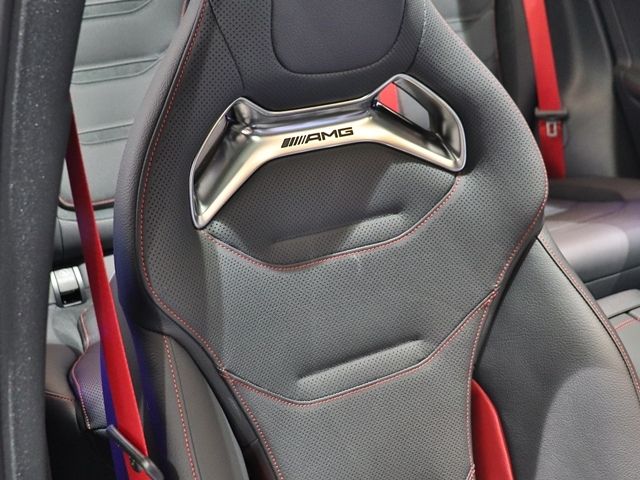 MERCEDES BENZ MERCEDES AMG GLCCLAS 2025 Image 31