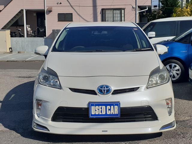 TOYOTA PRIUS 2014 Image 31