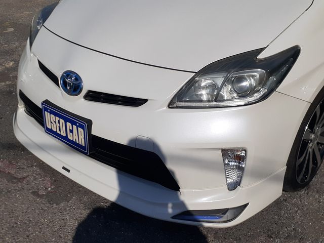 TOYOTA PRIUS 2014 Image 31