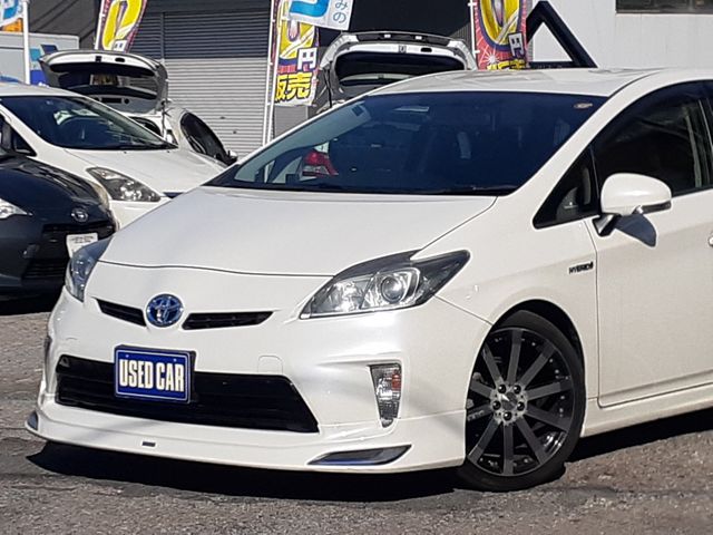 TOYOTA PRIUS 2014 Image 31