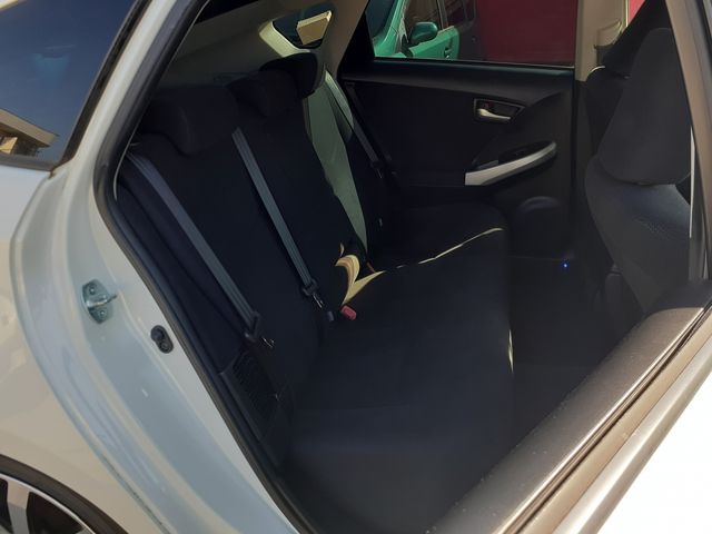 TOYOTA PRIUS 2014 Image 31