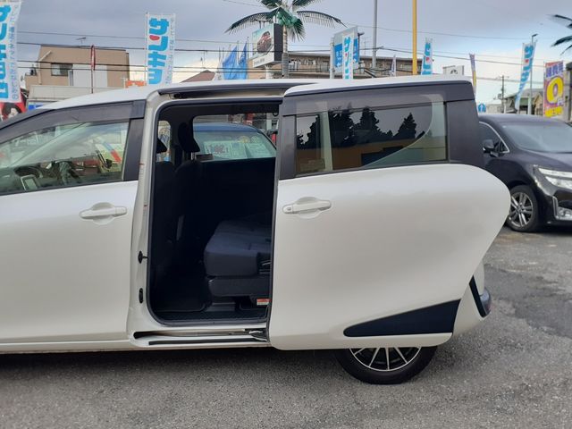 TOYOTA SIENTA HYBRID 2015 Image 31