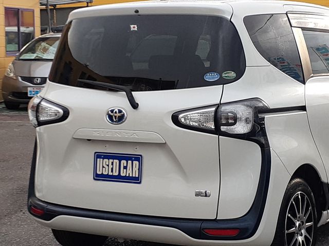 TOYOTA SIENTA HYBRID 2015 Image 31