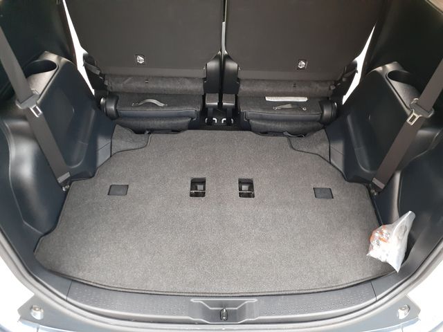 TOYOTA SIENTA HYBRID 2015 Image 31