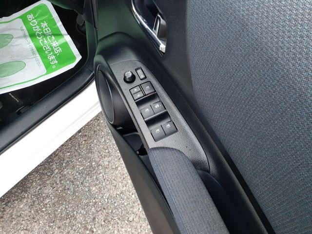 TOYOTA SIENTA HYBRID 2015 Image 31