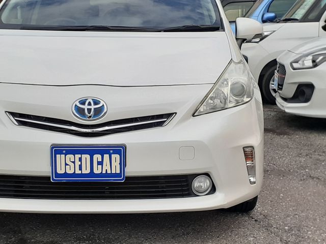 TOYOTA PRIUS ALPHA 2012 Image 31