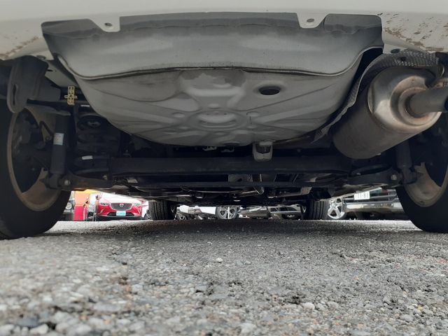 TOYOTA PRIUS ALPHA 2012 Image 31