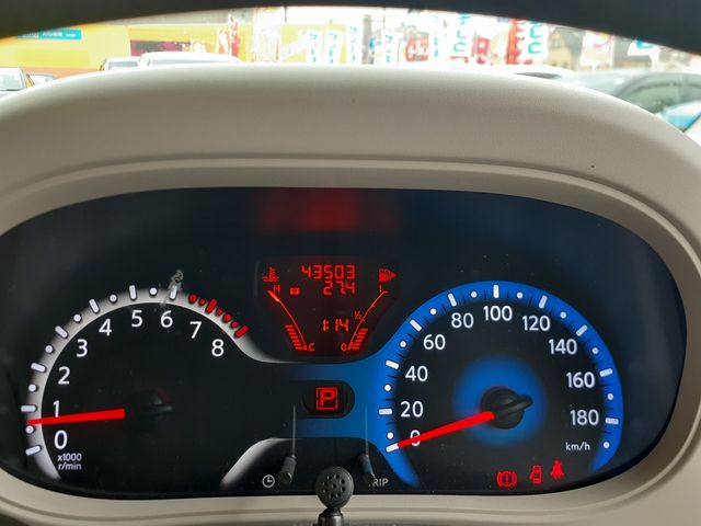 NISSAN CUBE 2015 Image 31