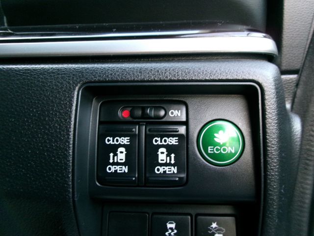 HONDA ODYSSEY 2017 Image 31