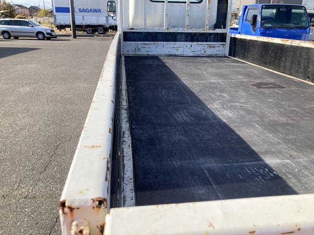 TOYOTA DYNA 2019 Image 31