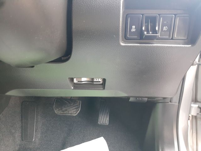 SUZUKI SWIFT 2014 Image 31