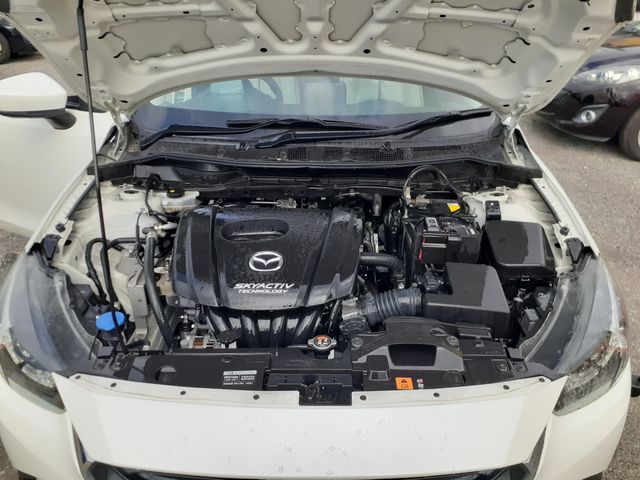 MAZDA DEMIO 2017 Image 31