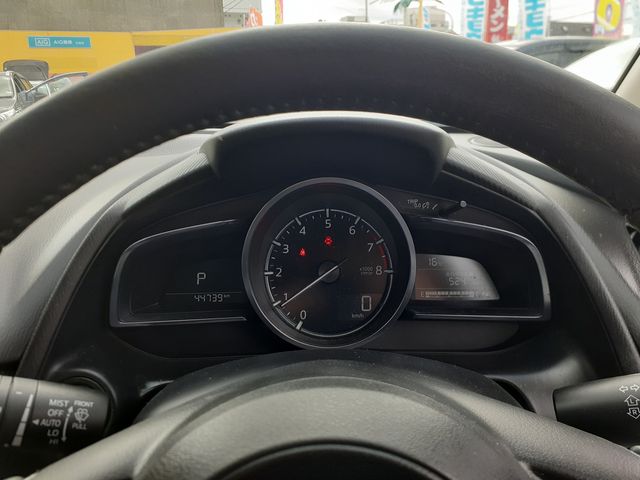 MAZDA DEMIO 2017 Image 31