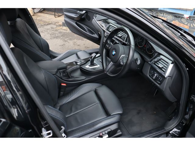 BMW 3SERIES TOURING 2018 Image 31