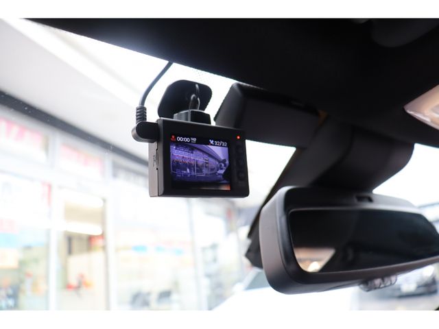 BMW 3SERIES TOURING 2018 Image 31