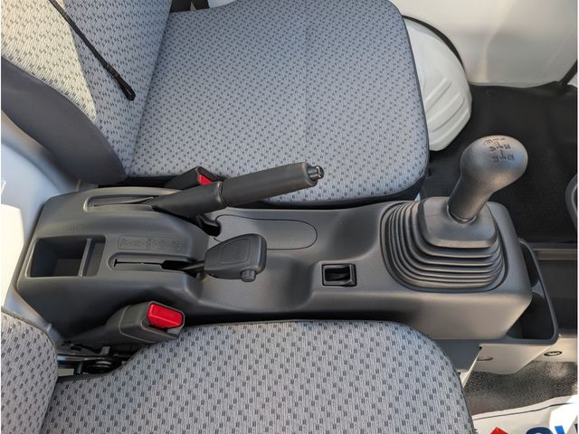 SUZUKI CARRY TRUCK 4WD 2025 Image 31