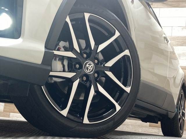 TOYOTA C-HR 2020 Image 31