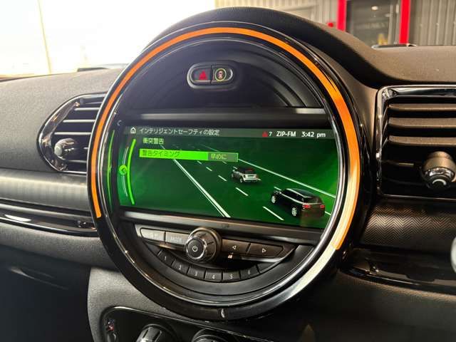 BMW MINI COOPER SD C 2018 Image 31