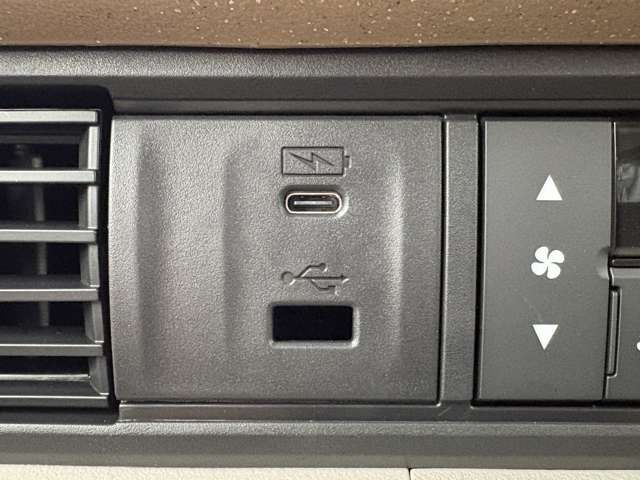 HONDA N BOX 2025 Image 31