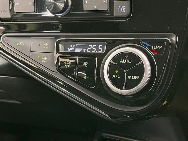 TOYOTA AQUA 2018 Image 31