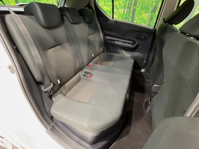 TOYOTA AQUA 2018 Image 31