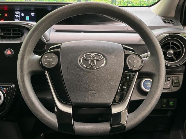 TOYOTA AQUA 2018 Image 31