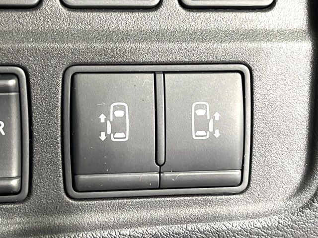 NISSAN SERENA  S-HYBRID 2017 Image 31