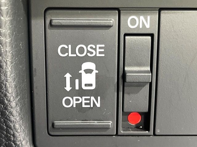 HONDA N BOX CUSTOM 4WD 2019 Image 31