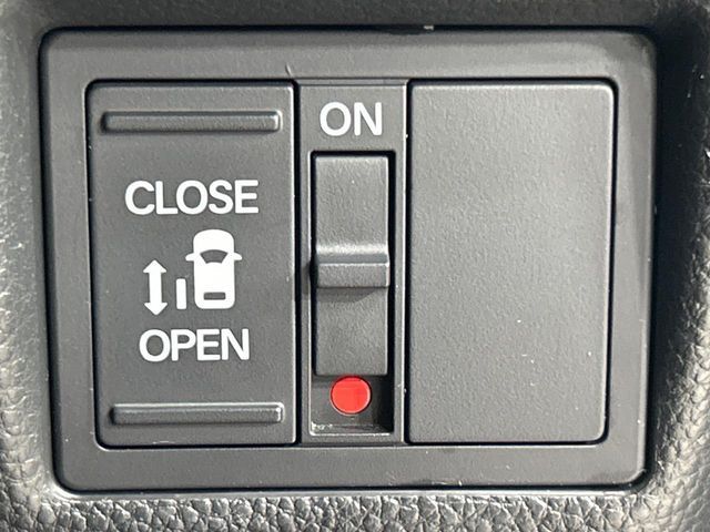 HONDA N BOX CUSTOM 2019 Image 31