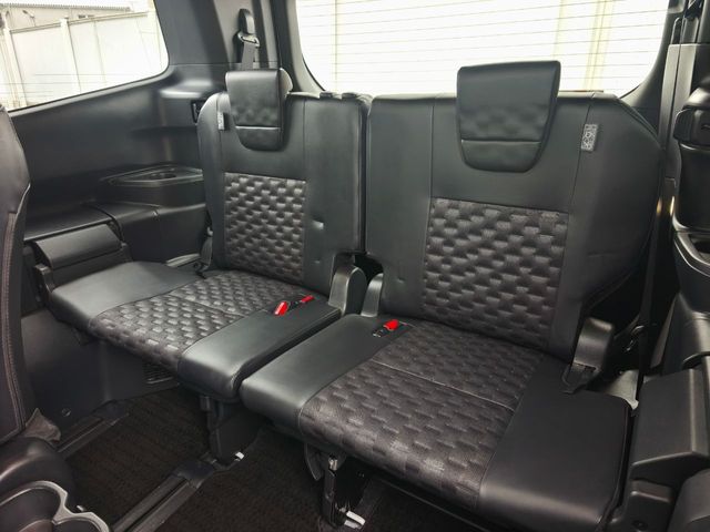 TOYOTA VOXY 2023 Image 31