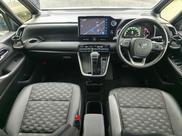 TOYOTA VOXY 2023 Image 31