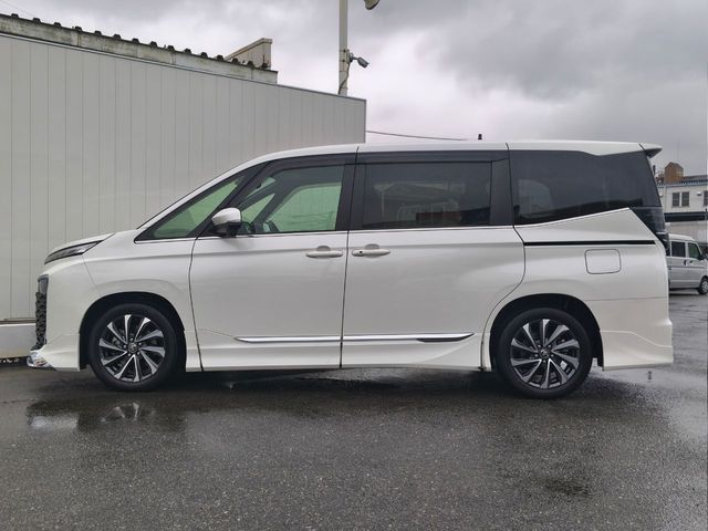 TOYOTA VOXY 2023 Image 31