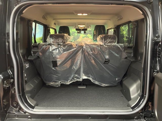 SUZUKI JIMNY NOMADE 2025 Image 31