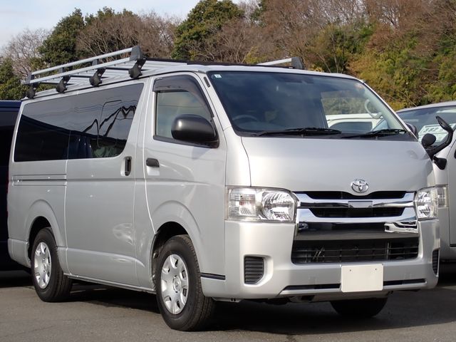TOYOTA HIACE VAN 1.15T 2WD 2018 Image 31