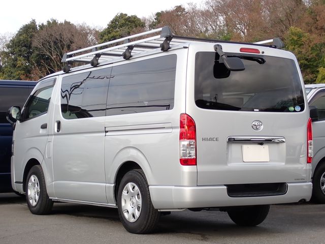 TOYOTA HIACE VAN 1.15T 2WD 2018 Image 31