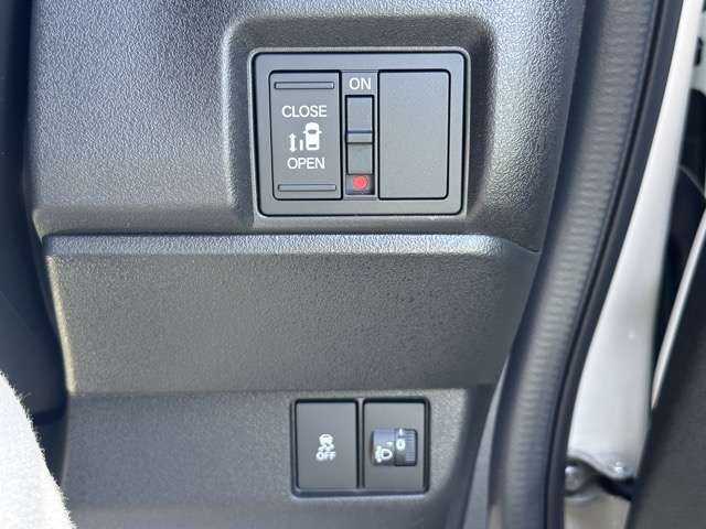 HONDA N BOX CUSTOM 2025 Image 31