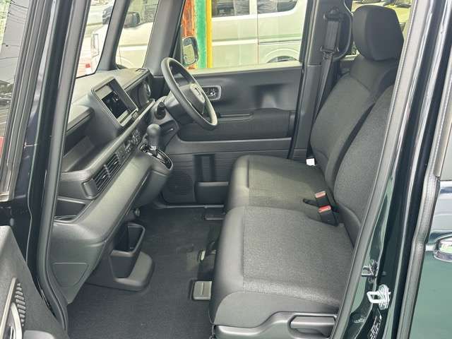 HONDA N BOX CUSTOM 2025 Image 31