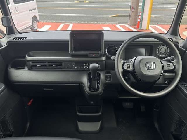 HONDA N BOX CUSTOM 2025 Image 31