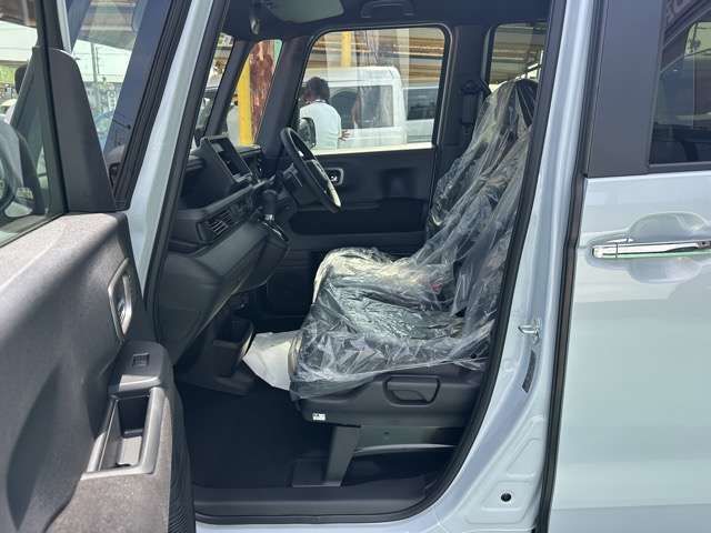 HONDA N BOX CUSTOM 2025 Image 31