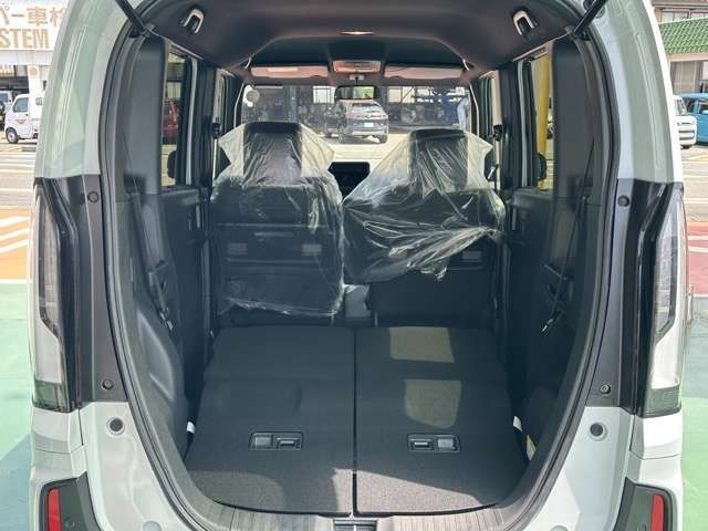 HONDA N BOX CUSTOM 2025 Image 31