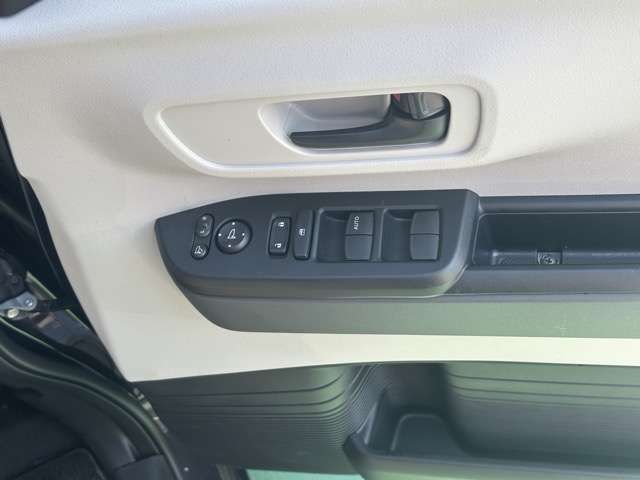 HONDA N BOX 2025 Image 31