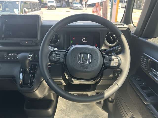 HONDA N BOX CUSTOM 2025 Image 31