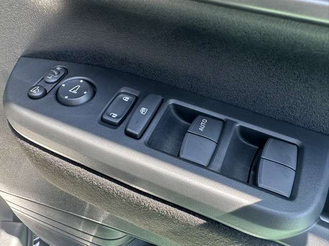 HONDA N BOX CUSTOM 2025 Image 31