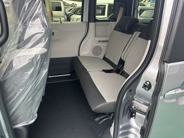 HONDA N BOX 2025 Image 31