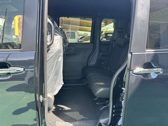 HONDA N BOX CUSTOM 2025 Image 31