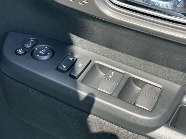 HONDA N BOX CUSTOM 2025 Image 31