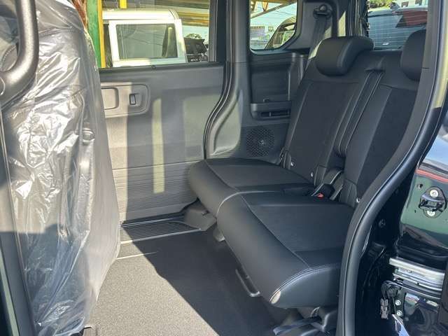 HONDA N BOX CUSTOM 2025 Image 31